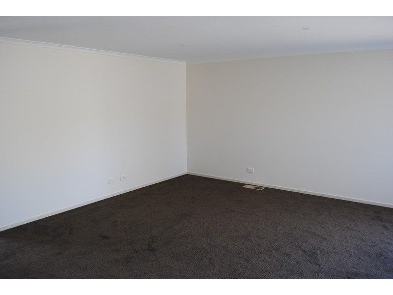 1/116 Gillies Street, Maryborough VIC 3465