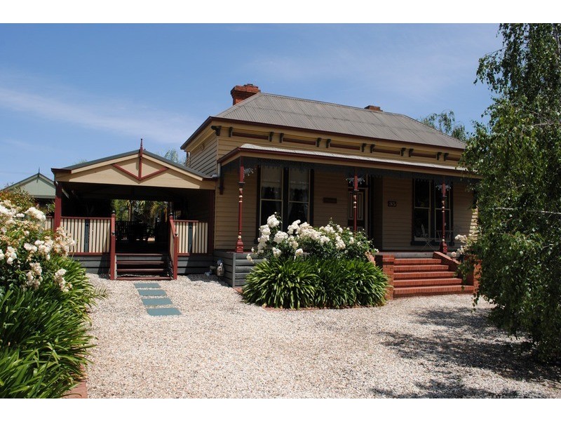 35 Park Road, Maryborough VIC 3465