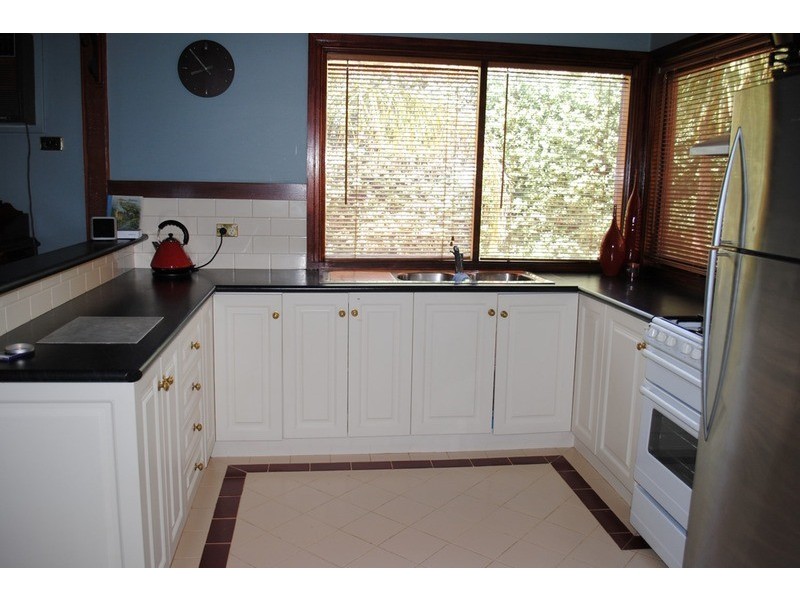 35 Park Road, Maryborough VIC 3465