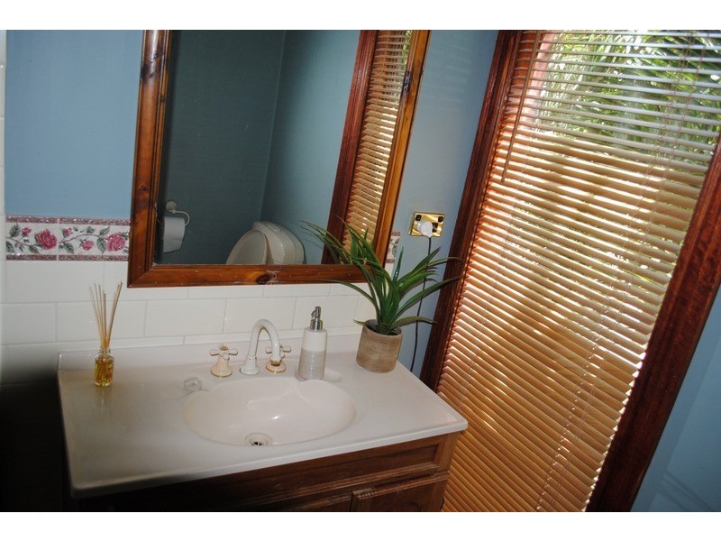 35 Park Road, Maryborough VIC 3465