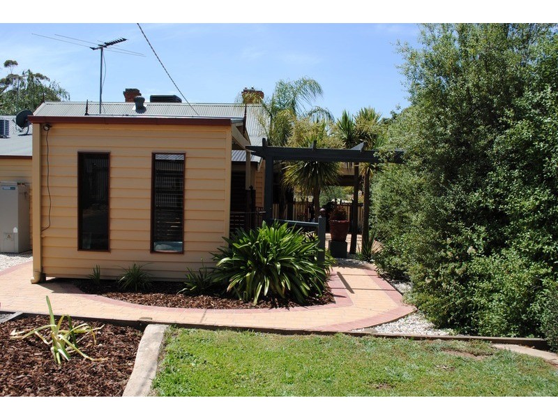 35 Park Road, Maryborough VIC 3465