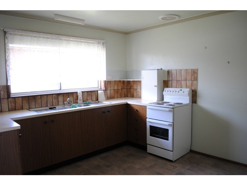 2/15 Mariners Reef  Road, Maryborough VIC 3465