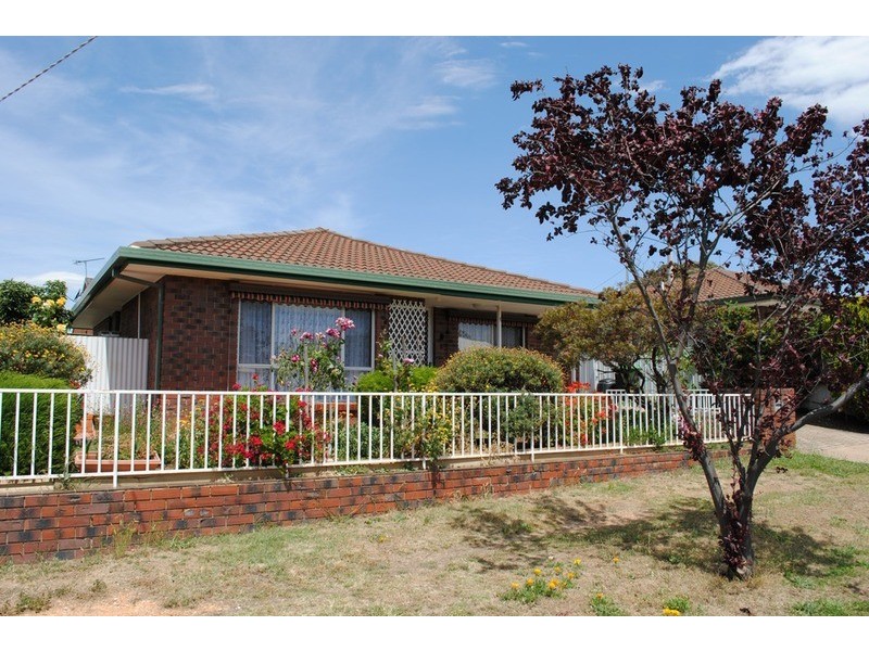 2/15 Mariners Reef  Road, Maryborough VIC 3465