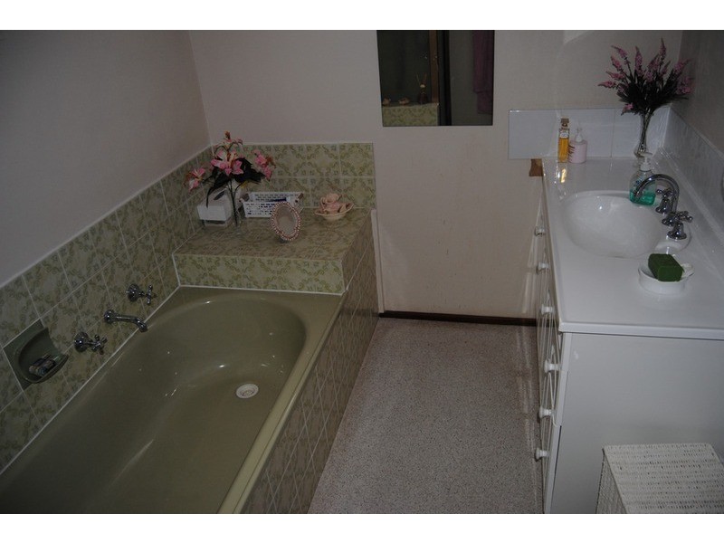 1/6 Rinford Street, Maryborough VIC 3465