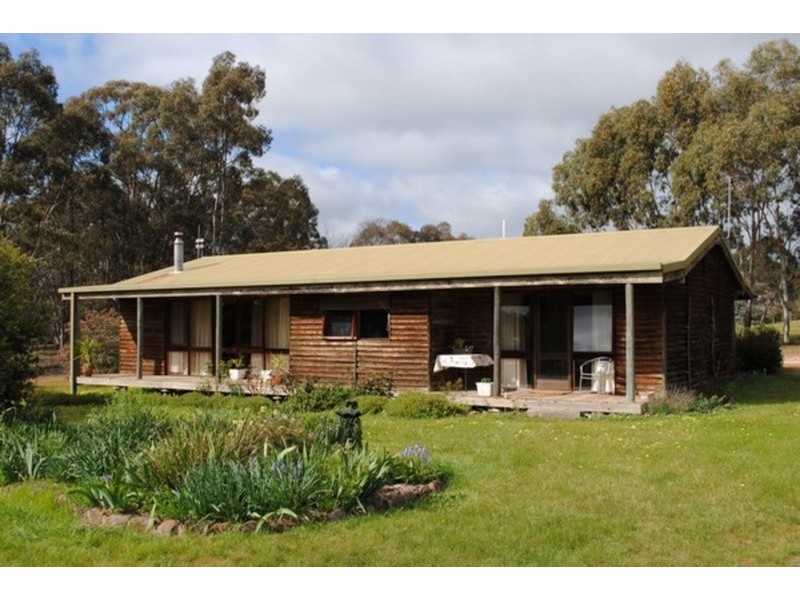 37  Elma  Court, Maryborough VIC 3465