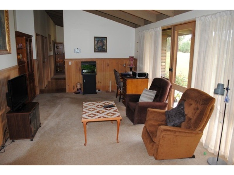 37  Elma  Court, Maryborough VIC 3465