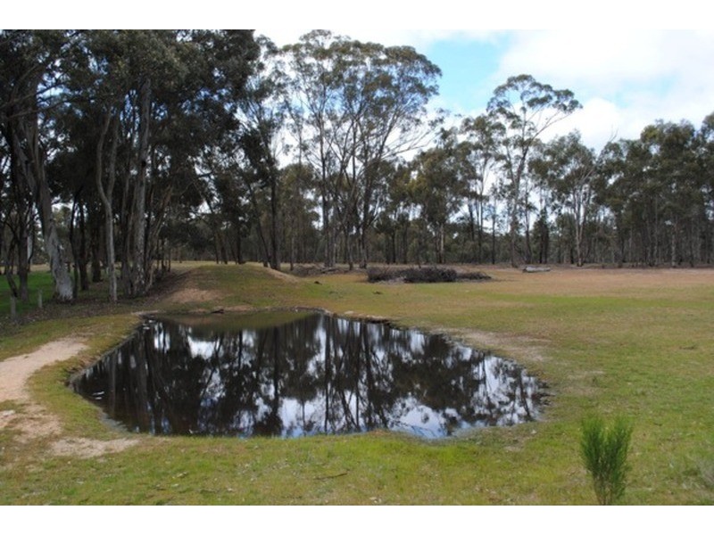 37  Elma  Court, Maryborough VIC 3465