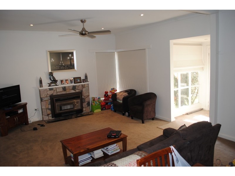 76 Park Road, Maryborough VIC 3465