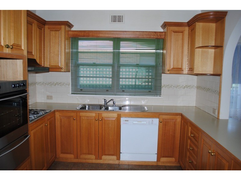 13 Laidman  Street, Maryborough VIC 3465