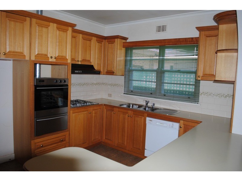 13 Laidman  Street, Maryborough VIC 3465