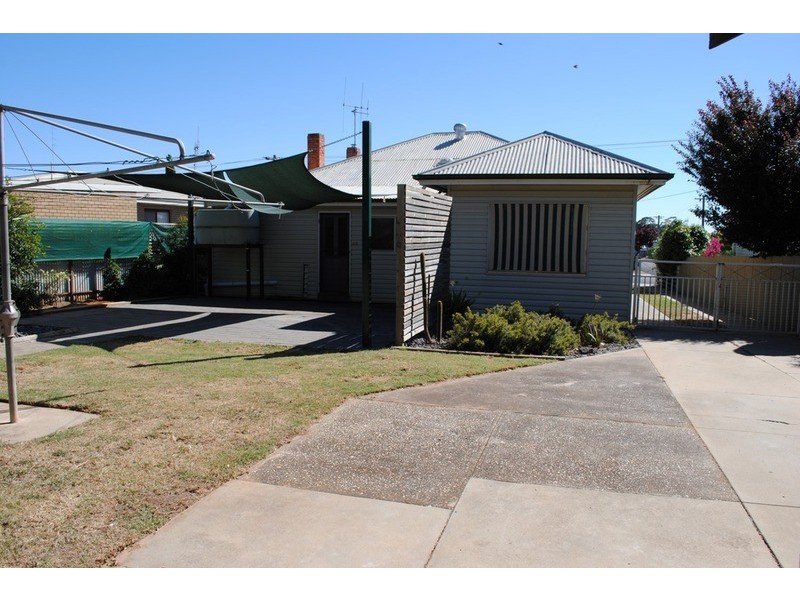 13 Laidman  Street, Maryborough VIC 3465