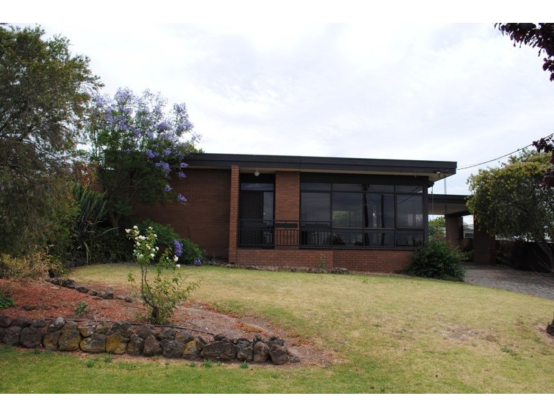 19 Clarendon Street, Maryborough VIC 3465