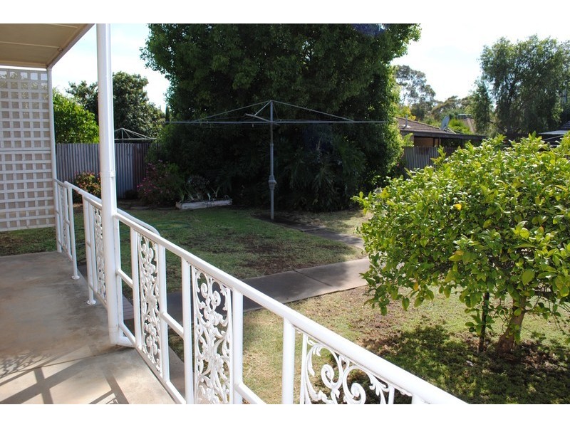 98  Park Road, Maryborough VIC 3465