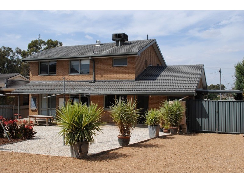 14 Crimea Street, Maryborough VIC 3465