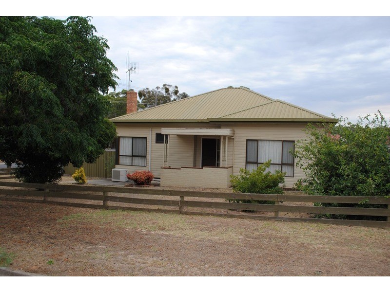 11 Burke Street, Maryborough VIC 3465
