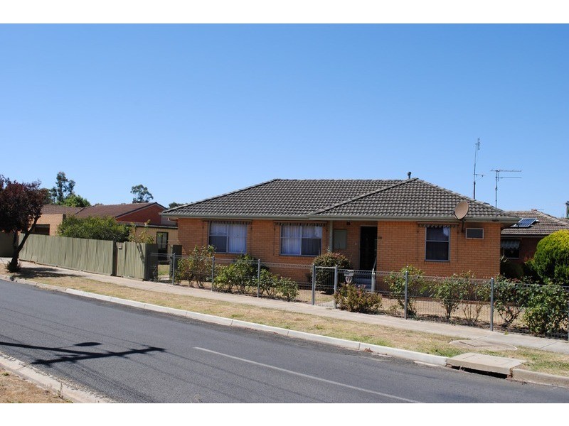 28 Gearing Street, Maryborough VIC 3465