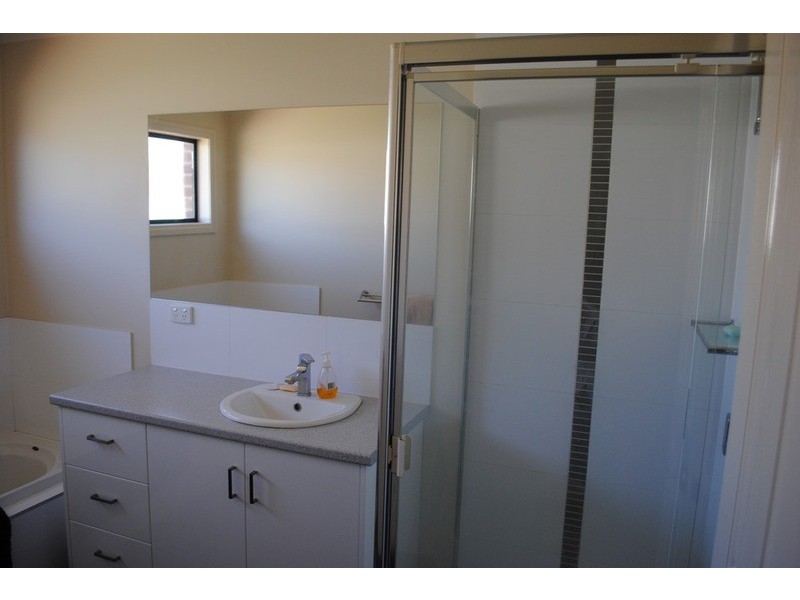 8 Harrison  Street, Maryborough VIC 3465