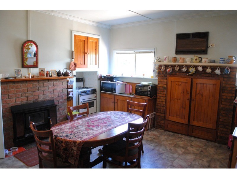 50 Barkly  Street, Dunolly VIC 3472