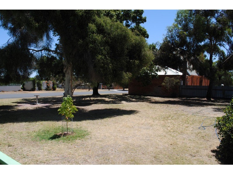 50 Barkly  Street, Dunolly VIC 3472