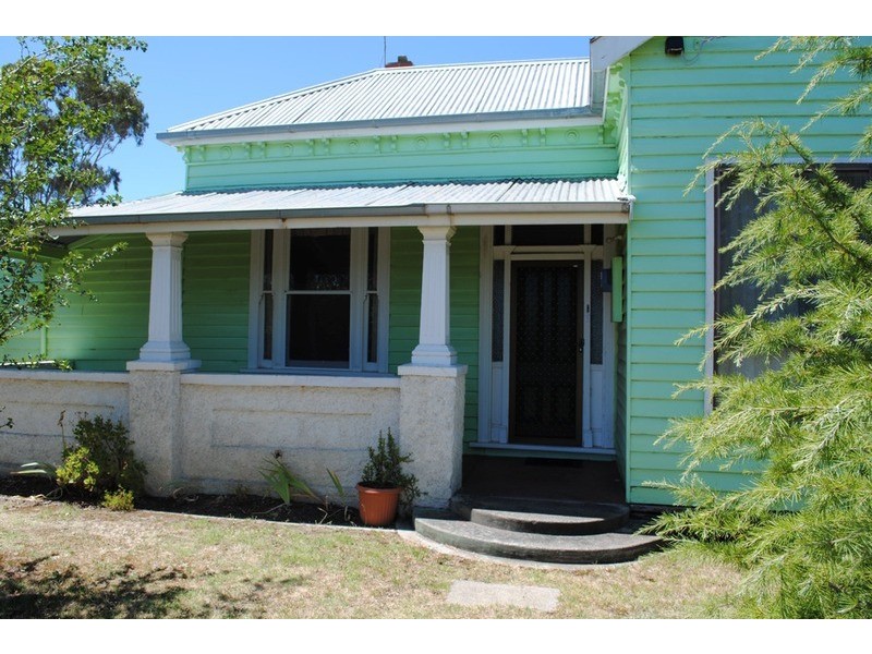 50 Barkly  Street, Dunolly VIC 3472