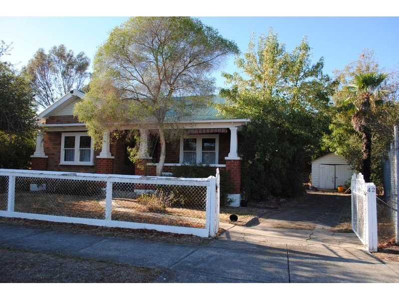 42 Gillies Street, Maryborough VIC 3465
