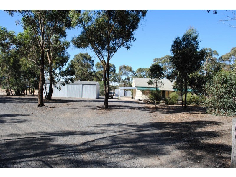 52 Crameri Lane, Carisbrook VIC 3464