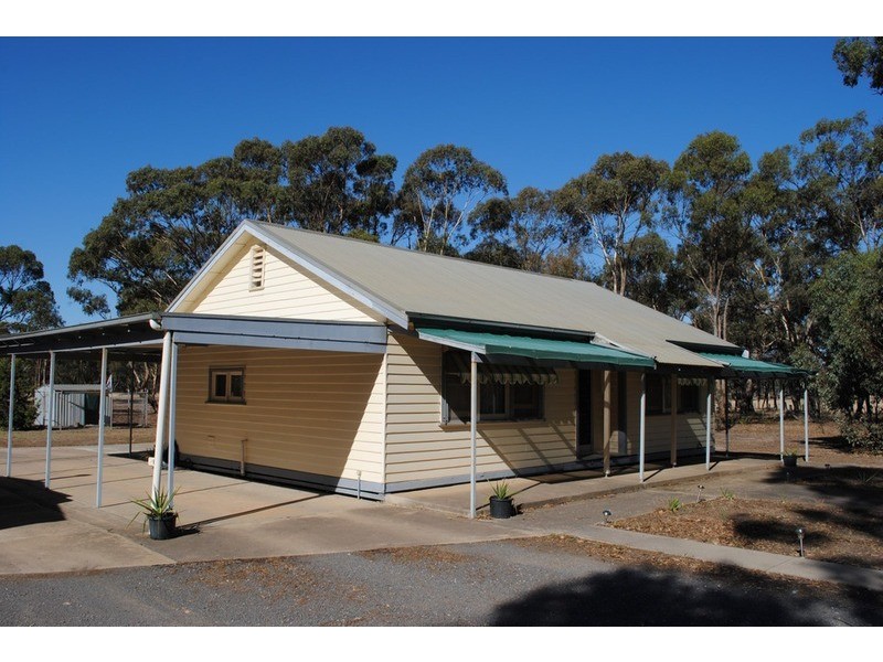 52 Crameri Lane, Carisbrook VIC 3464