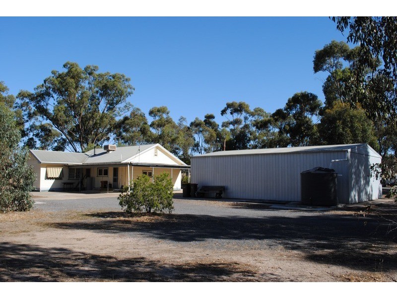 52 Crameri Lane, Carisbrook VIC 3464