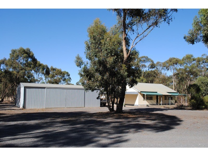 52 Crameri Lane, Carisbrook VIC 3464