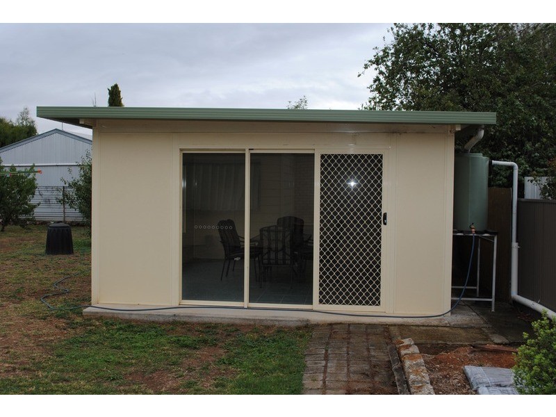 39 Green Street, Carisbrook VIC 3464