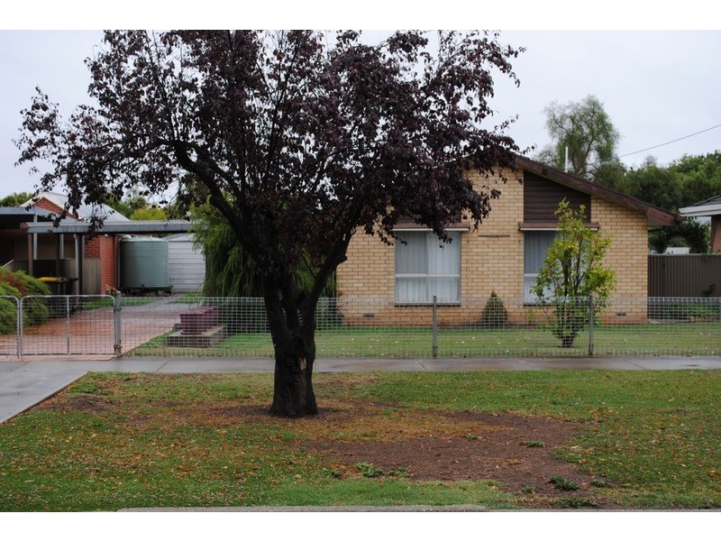 39 Green Street, Carisbrook VIC 3464
