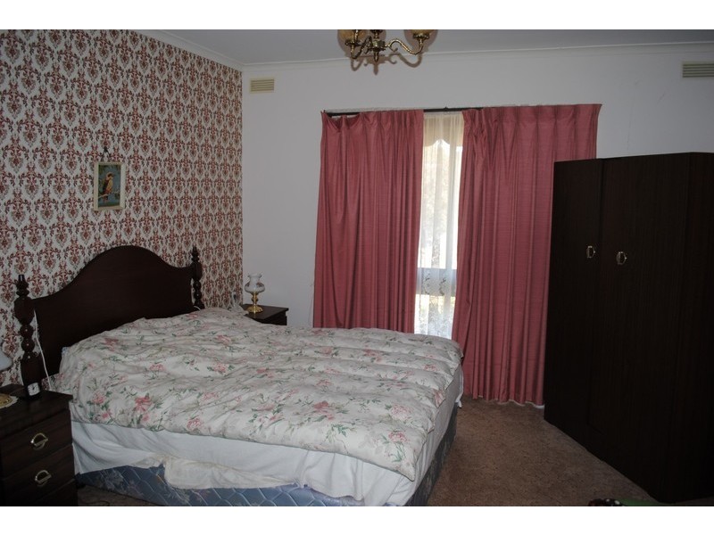 11 Fuller Street, Maryborough VIC 3465