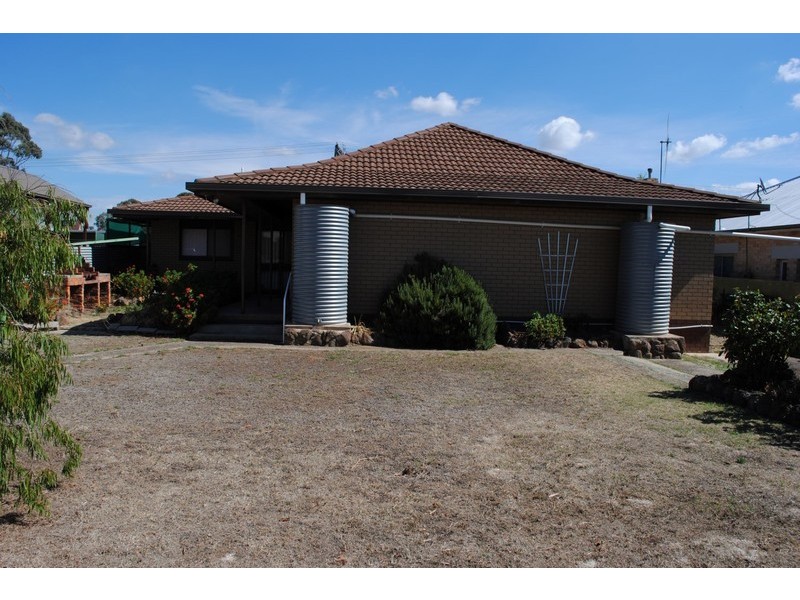 11 Fuller Street, Maryborough VIC 3465