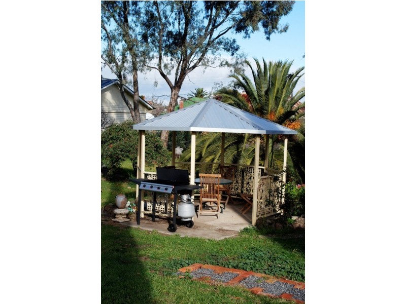 102 Rutherford Street, Avoca VIC 3467