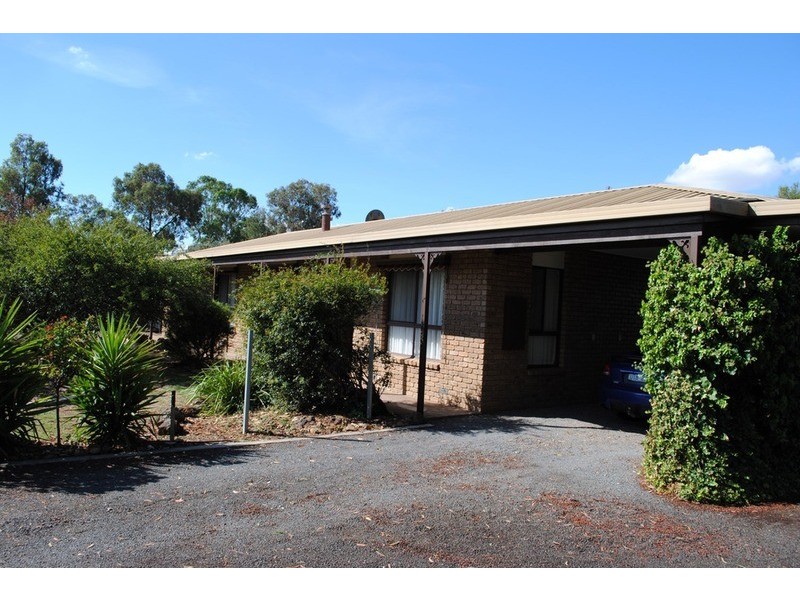 6 Smith Street, Carisbrook, Maryborough VIC 3465