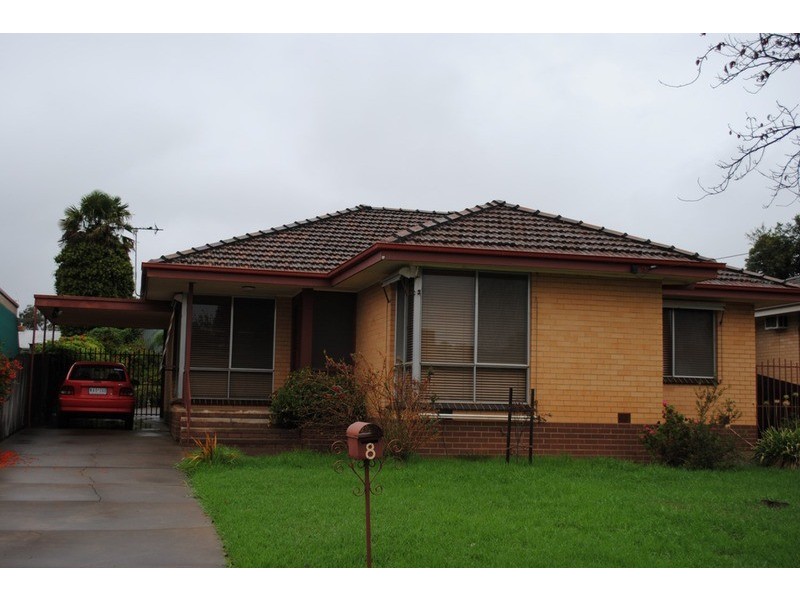 8 Albert Street, Maryborough VIC 3465