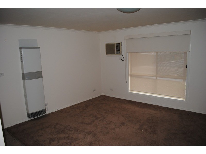 1/50 Clarke Street, Maryborough VIC 3465