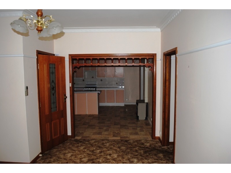 121 Clarendon Street, Maryborough VIC 3465