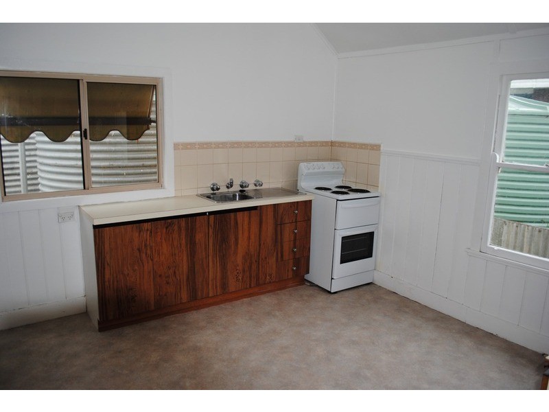 75 High Street, Avoca VIC 3467