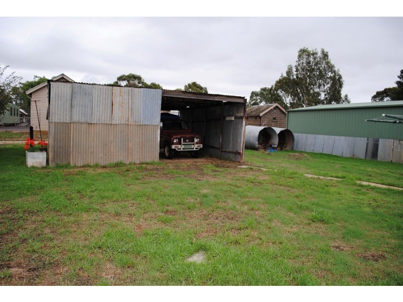 75 High Street, Avoca VIC 3467