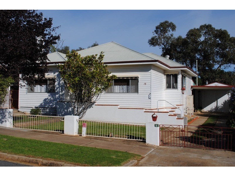 15 Laidlaw Street, Maryborough VIC 3465