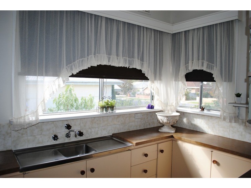 15 Laidlaw Street, Maryborough VIC 3465