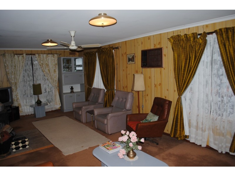 77 Atherton Road, Dunolly VIC 3472