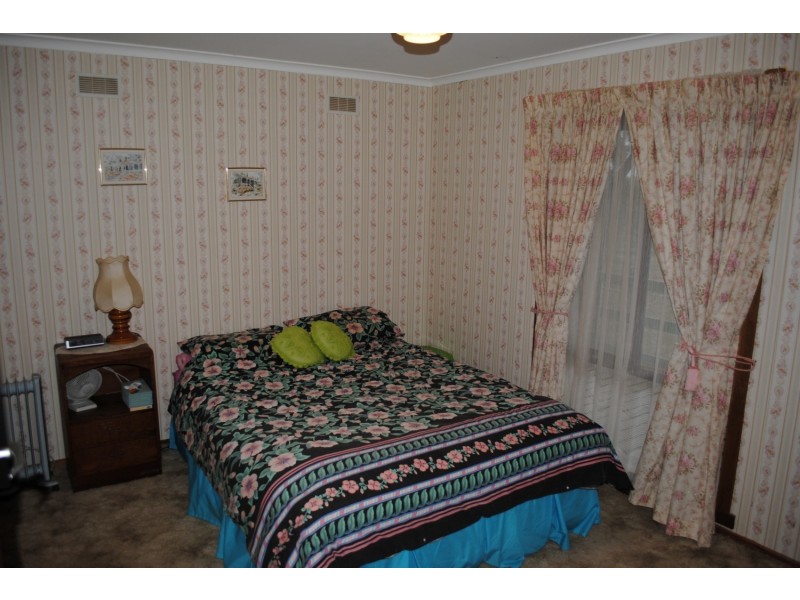 77 Atherton Road, Dunolly VIC 3472