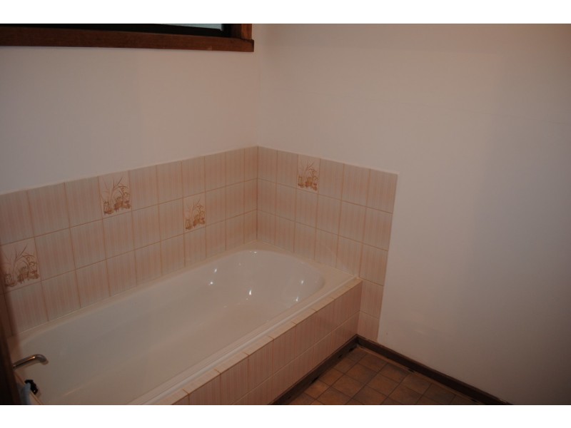 77 Atherton Road, Dunolly VIC 3472