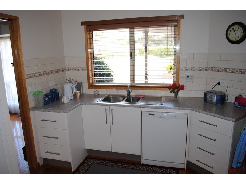 6 Luke Court, Maryborough VIC 3465