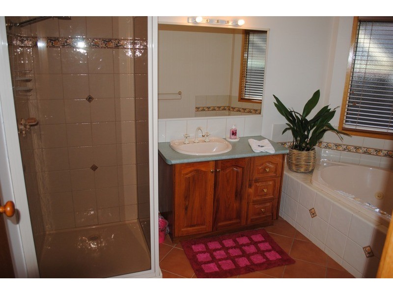 6 Luke Court, Maryborough VIC 3465