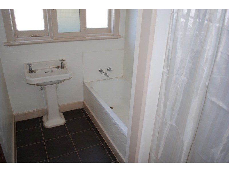 8  Sutton  Road, Maryborough VIC 3465