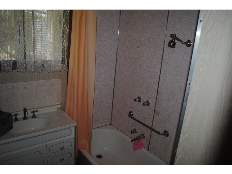 35 Faraday Street, Avoca VIC 3467