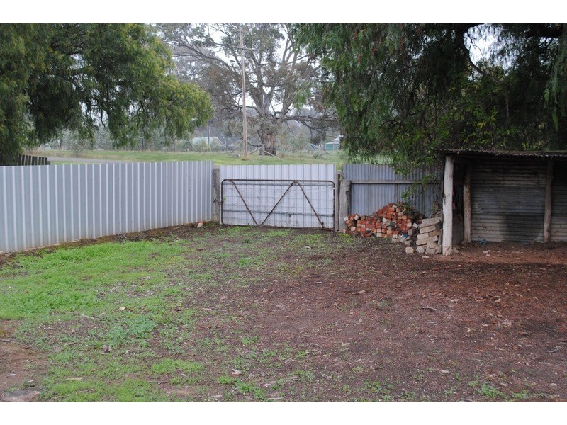 35 Faraday Street, Avoca VIC 3467